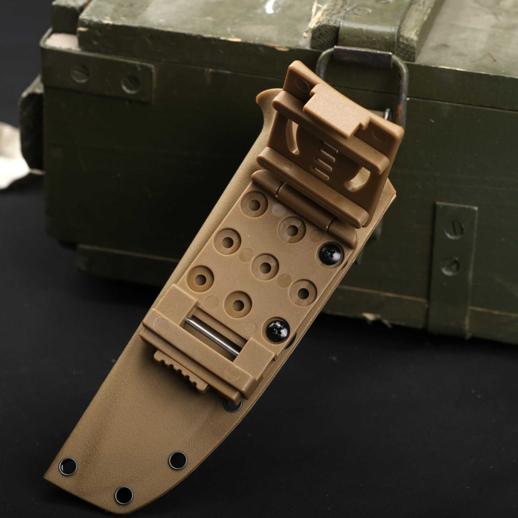 Ac016 clip point tactical survival knife detailed display of the sheath