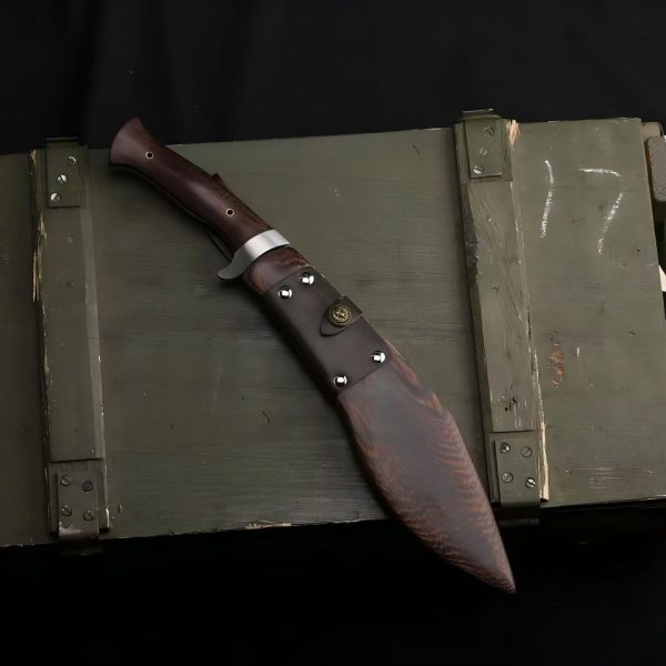 Ac032 heavy duty large kukri machete wooden scabbard1